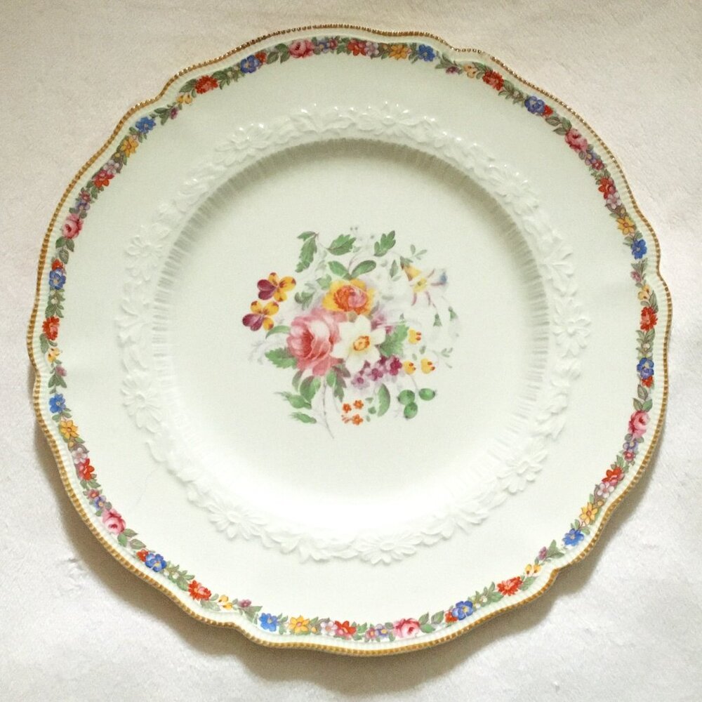 Vintage Old Staffordshire Johnson Bros England MARLOW Dinner Plate #1